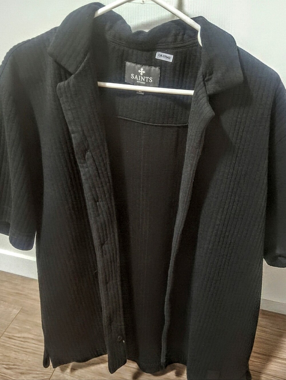 Saints Studio Men’s Black Textured Short-Sleeve Button-Up Shirt - Size Large